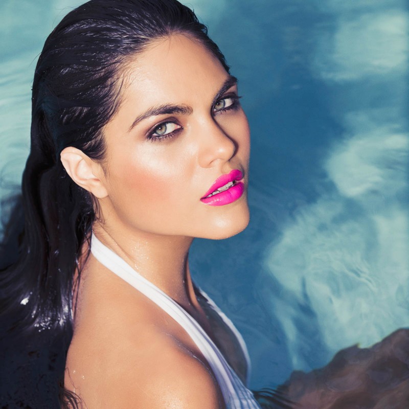 Beauty shot in the pool with model Alicia Ruelas. Makeup: Scott Barnes. Hair: Frank Galasso. Photo by James Hickey.